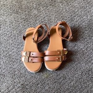 Gap kids brown strappy sandals